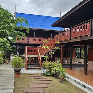 Nipatra Homestay 曼谷 Exterior photo