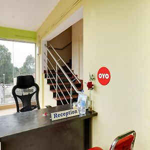 Hotel O Gayathri Lodging & Boarding 班加罗尔 Exterior photo