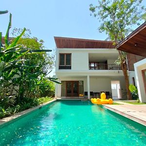 Pranaluxe 4 Bedroom Pool Villa C7 班帕那普兰 Exterior photo