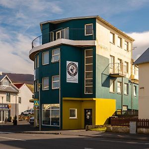 Westman Islands Inn 韦斯特曼纳埃亚尔 Exterior photo