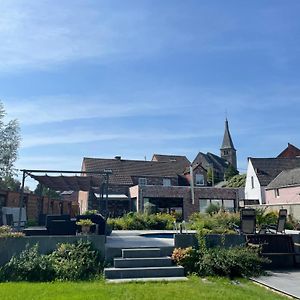 SoigniesAux Lits De La Senne住宿加早餐旅馆 Exterior photo