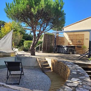 Malves-en-MinervoisLe Mas Chambre Avec Jacuzzi Prive住宿加早餐旅馆 Exterior photo