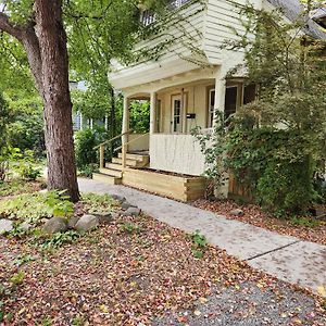 Cozy 3 Bedroom House In Downtown 伊萨卡 Exterior photo