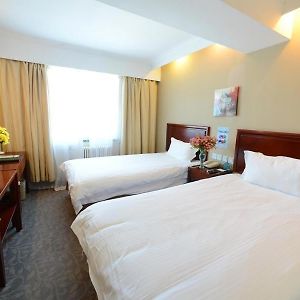 Greentree Inn Nantonghaian Development Zone Chengdong Town Express Hotel 海安 Exterior photo