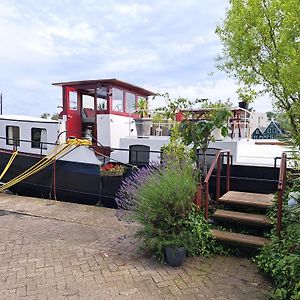 WormerPrachtig Authentiek Woonschip Uit 1912, 15 Minuten Van Amsterdam住宿加早餐旅馆 Exterior photo