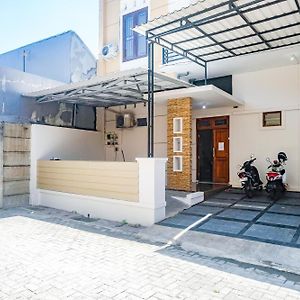 Alastuwo Reddoorz Near Majapahit Semarang酒店 Exterior photo