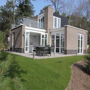 Beautiful Villa On The Veluwe 欧特罗 Exterior photo