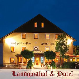 Landgasthof Hotel Zwickl 德根多夫 Exterior photo