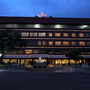 Magnet Hotel 坎努尔 Exterior photo