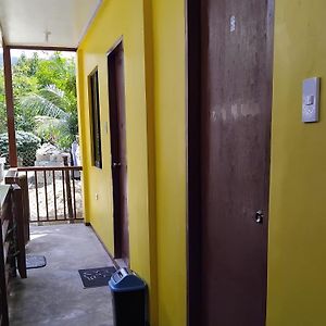 Francis Tourist Inn Purok Pag Kakaisa Near Itaytay Inn 圣维森特 Room photo