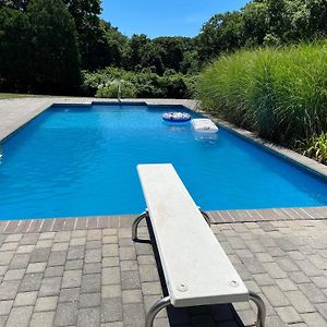 MattituckRespite Ranch: Private Pool, Hot Tub, Beach Access别墅 Exterior photo