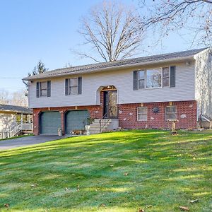 Pool, Deck And Grill Spacious Apt In Naugatuck!公寓 Exterior photo