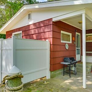 Home In Long Island Wine Country - Walk To Beach! Cutchogue Exterior photo