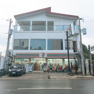 Reddoorz At Alaminos Pangasinan 阿拉米诺斯 Exterior photo