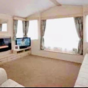 New Forest Hoburne Bashley Spacious Holiday Caravan Sycamore 201 Sleeps 6, Bh255Qr Park Facilities Available 新米尔顿 Exterior photo