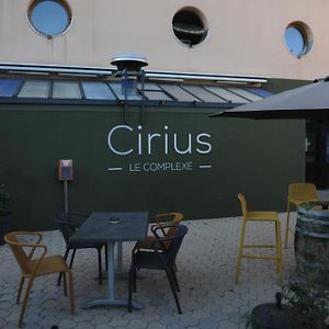 Hotel Restaurant Cirius 蒙特龙莱班 Exterior photo