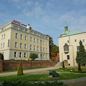 城堡酒店 斯武普斯克 Exterior photo