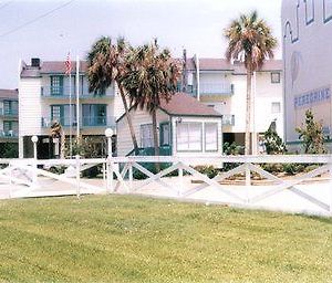 Peregrine Townhomes At San Luis Pass Oyster Creek Exterior photo