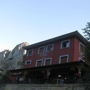 Hostal El Duje Tielve Exterior photo