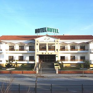 Hotel Ouro Verde 莱里亚维埃拉 Exterior photo