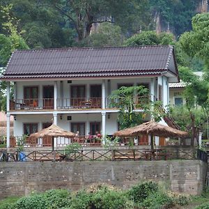 Nongkhiaw 南乌河旅舍酒店 Exterior photo