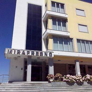 Hotel Mirafresno 米兰达·杜·杜罗 Exterior photo