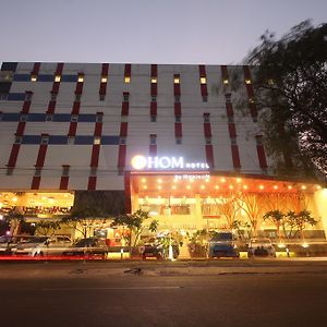 @Hom Kudus酒店 Exterior photo