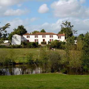 La Boissière-des-Landes Le Logis De La Lande酒店 Exterior photo