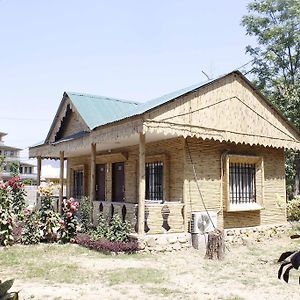 Gorkha Hamlet Resort Ratnanagar Exterior photo