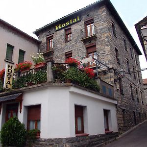 Hostal Pirineos Sarvise酒店 Exterior photo