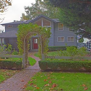 Four Stone Beach House Vashon Exterior photo