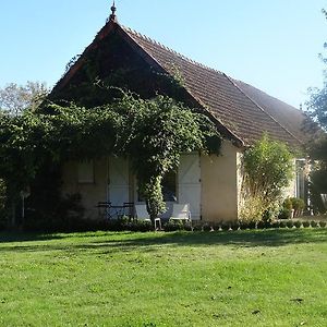 菲马代磨坊住宿加早餐旅馆 Payrignac Exterior photo