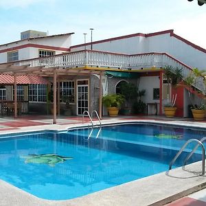 蒙特韦尔德简易别墅酒店 Playa Chachalacas Exterior photo