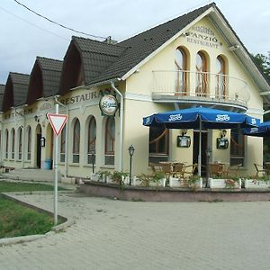 Zomba Margareta Panzio酒店 Exterior photo