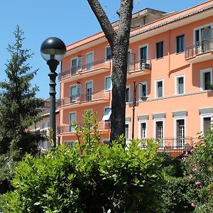 拉维拉酒店 Ceccano Exterior photo