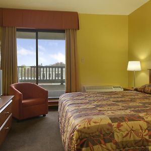 Dartmouth Oceanview Hotel 哈利法克斯 Room photo