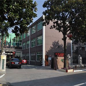 格林豪泰上海崇明堡镇快捷酒店 Exterior photo