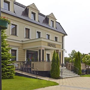 斯迪福尼柯酒店 米亚瓦 Exterior photo
