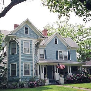 Inn On Main Street Bed And Breakfast Weaverville Exterior photo