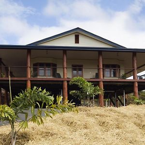 巅峰住宿加早餐旅馆 阿瑟顿 Exterior photo