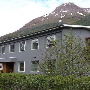 Seyðisfjörður 赛季斯菲尔泽旅馆酒店 Exterior photo