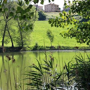 Appartamenti Cenni - Relais Su Lago Varsi Exterior photo