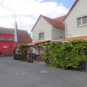 Schmorkau Pension Zum Fuchsbau酒店 Exterior photo