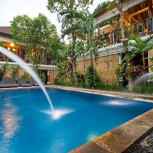 巴厘岛热带酒店 サヌール Exterior photo