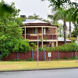 罗金汉姆 安克雷奇自助宾馆酒店 Exterior photo