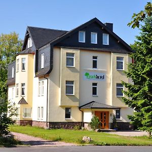 Konsumhotel Am Park - Nebenhaus Vom Konsum Berghotel Oberhof 奥伯霍夫 Exterior photo