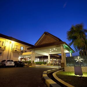 马来西亚奥罗塞塔苏瑞酒店 阿罗士打 Exterior photo