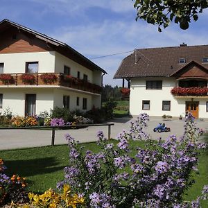 Familienparadies Zeislerhof Glanegg  Exterior photo