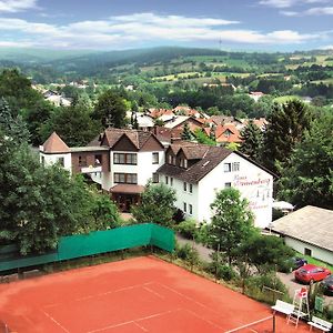 Akzent Hotel Haus Sonnenberg 肖顿 Exterior photo