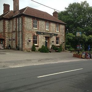 The Somerset Arms 沃明斯特 Exterior photo